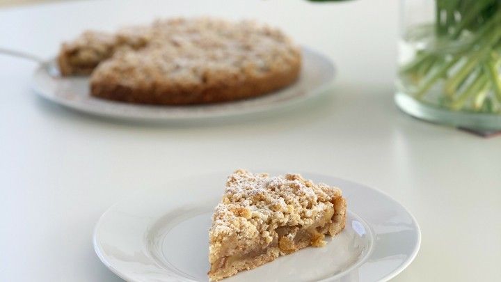 Knuspriger Apfelstreuselkuchen Mit Mandeln Rezept Frag Mutti