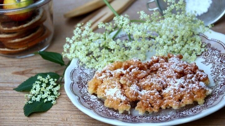 Hollerküchle im Backteig - Rezept | Frag Mutti