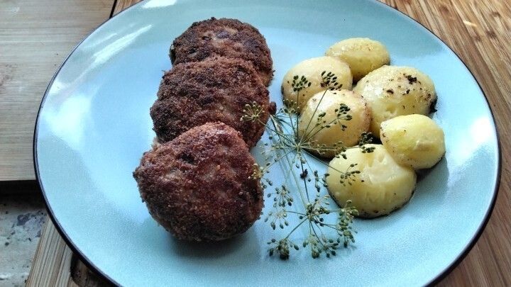 Frikadellen mit Semmelbrösel statt Brötchen - Rezept | Frag Mutti