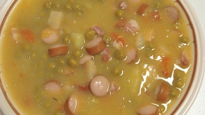 Erbsensuppe nach Oma Hildes Rezept | Frag Mutti