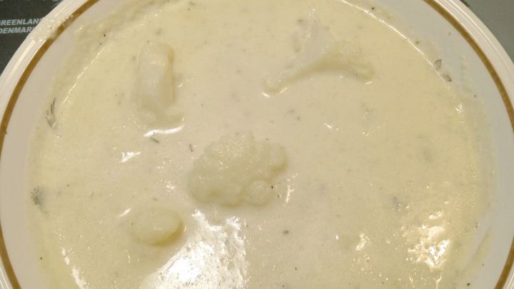 Blumenkohlsuppe mit Kartoffeln