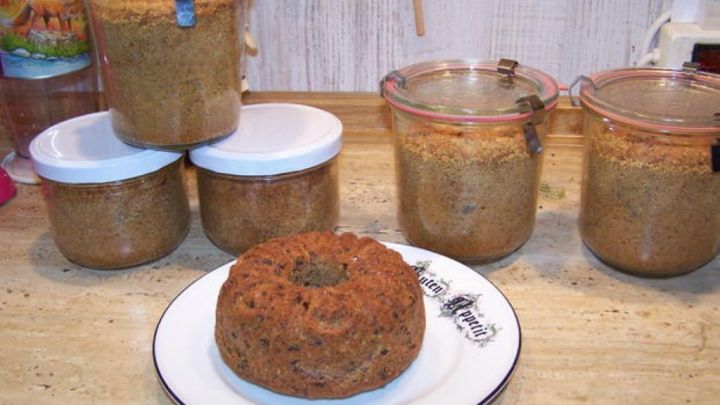 Schoko-Pinienkern-Kuchen aus dem Glas