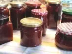 Erdbeermarmelade aus gefrorenen Früchten