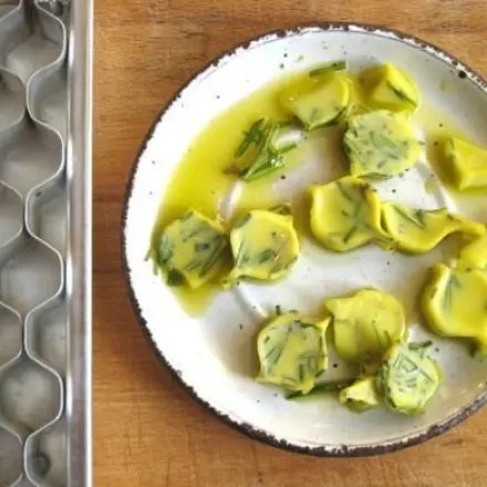 Thymian und Rosmarin in Olivenöl einfrieren