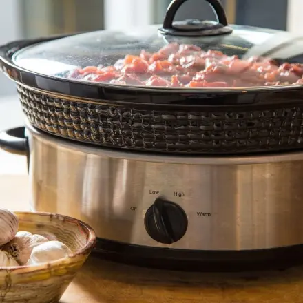 Bei Hitze: Essen im Crockpot auf dem Balkon kochen