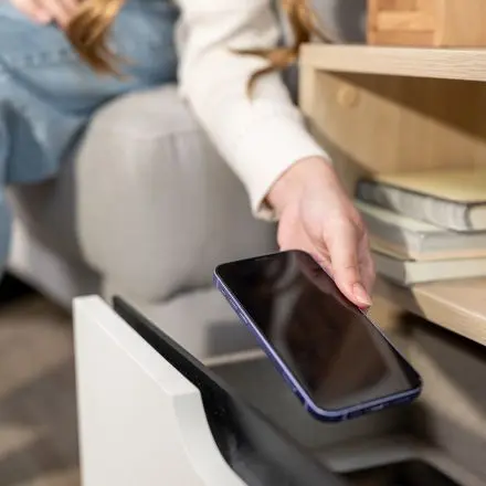 "Bernhards Welt" – Digital Detox oder Folter?